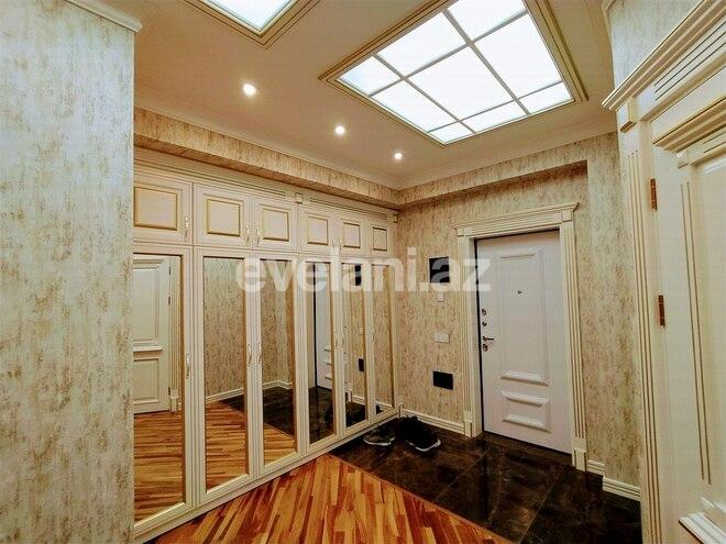 Satılır, yeni tikili, 3 otaqlı, 150 m², 28 may m.