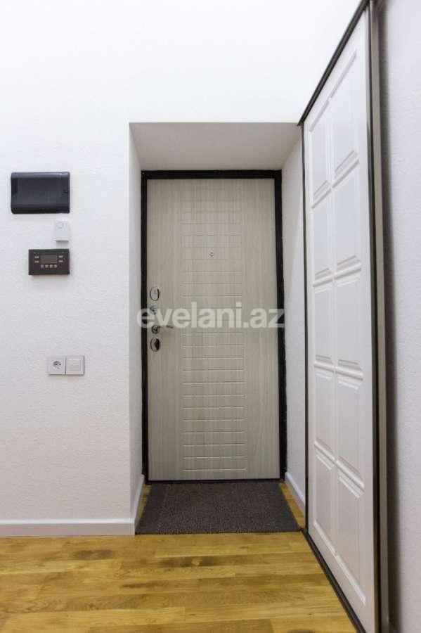 Продаётся, вторичка, 3-комнаты, 65 m², Сахил m.