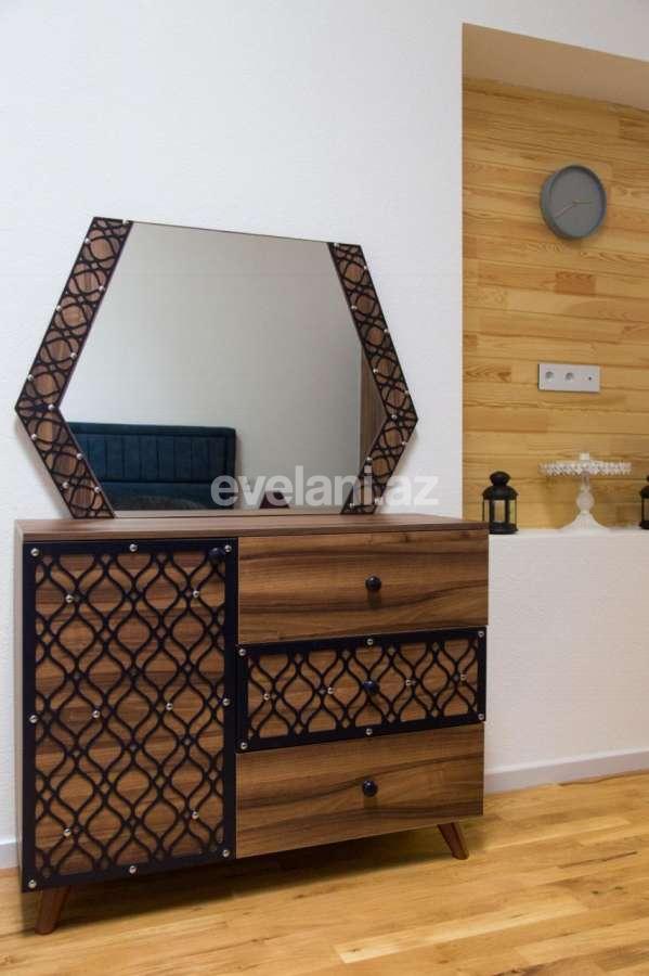 Продаётся, вторичка, 3-комнаты, 65 m², Сахил m.