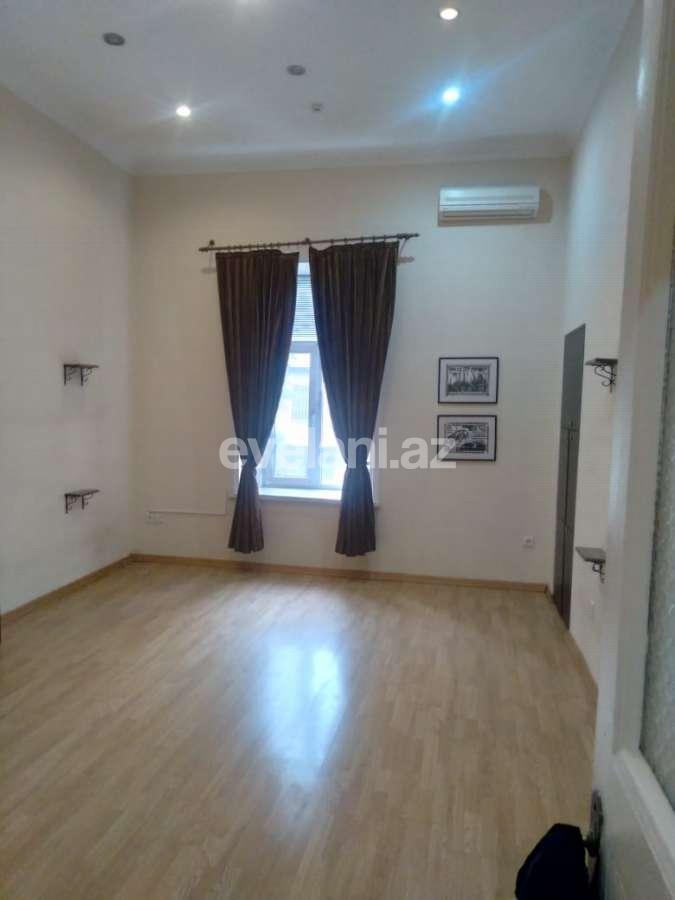 Rent, office, 9 room, 250 m², Nasimi r.