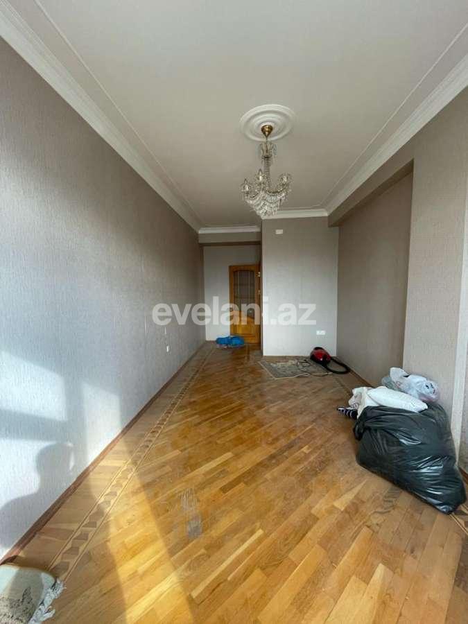 Satılır, yeni tikili, 3 otaqlı, 130 m², 28 may m.