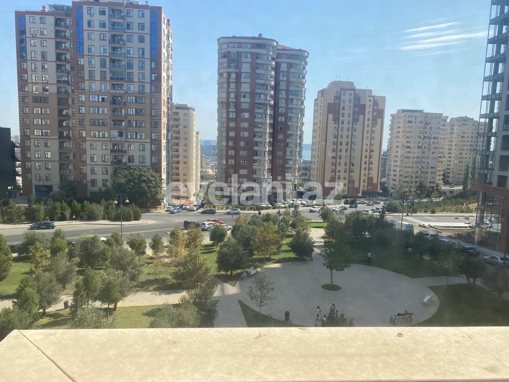 Rent, old building, 4 room, 90 m², Yasamal r.