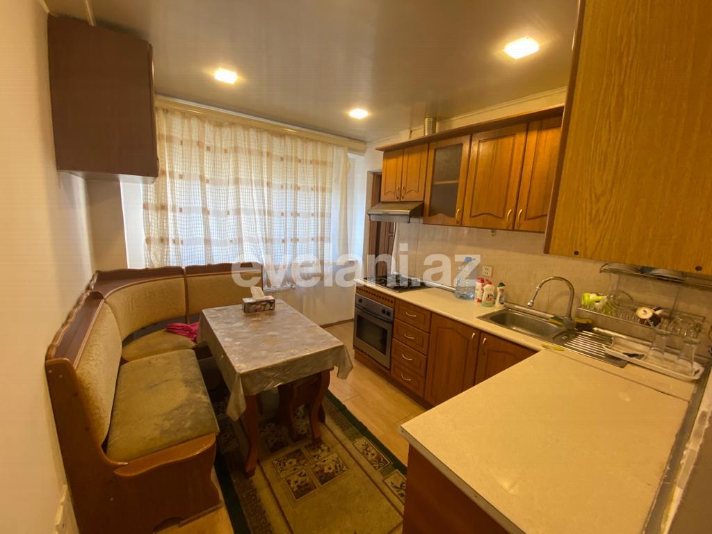 Rent, old building, 4 room, 90 m², Yasamal r.