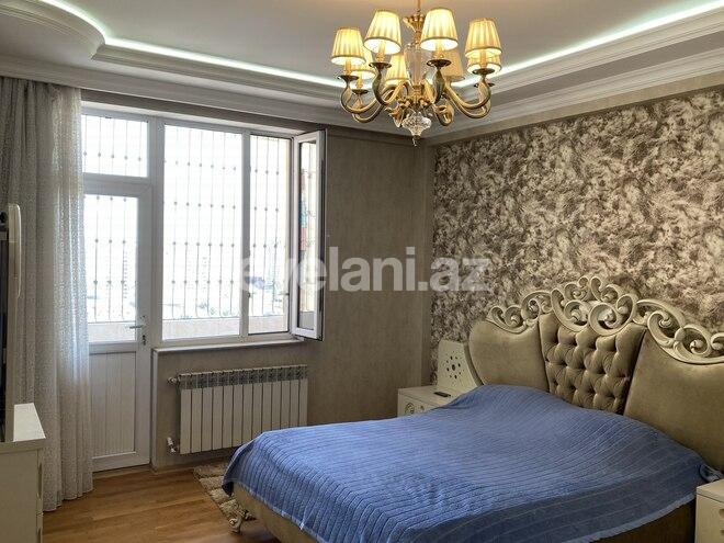 Satılır, yeni tikili, 3 otaqlı, 115 m², İnşaatçılar m.