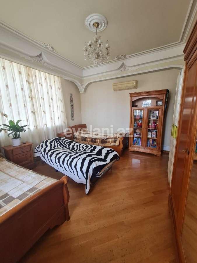 Satılır, yeni tikili, 3 otaqlı, 146 m², Elmlər Akademiyası m.