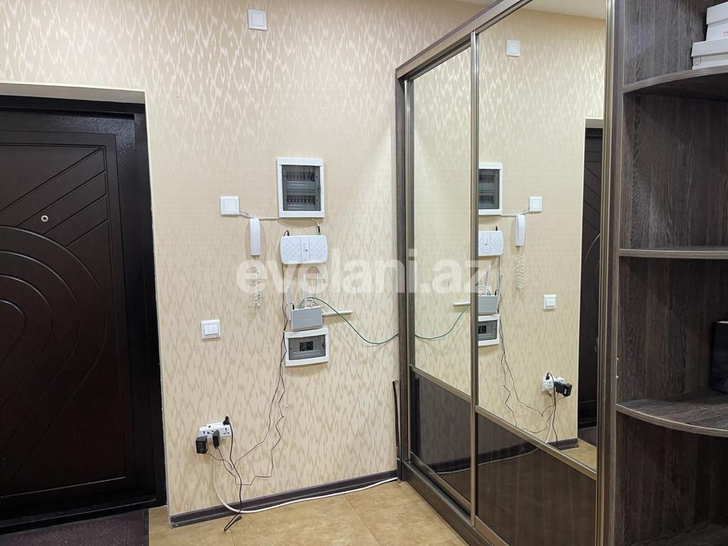 Satılır, yeni tikili, 3 otaqlı, 102 m², İnşaatçılar m.