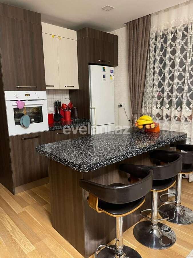 Satılır, yeni tikili, 3 otaqlı, 102 m², İnşaatçılar m.