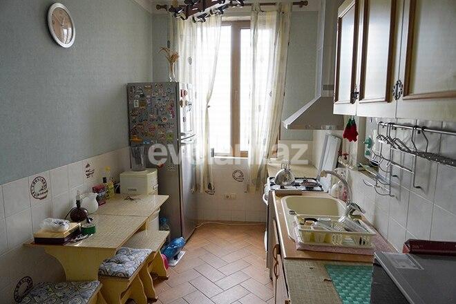 Продаётся, вторичка, 3-комнаты, 107 m², 28 мая m.