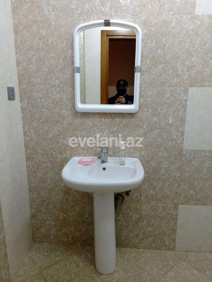 Kirayə verilir, yeni tikili, 3 otaqlı, 138 m²