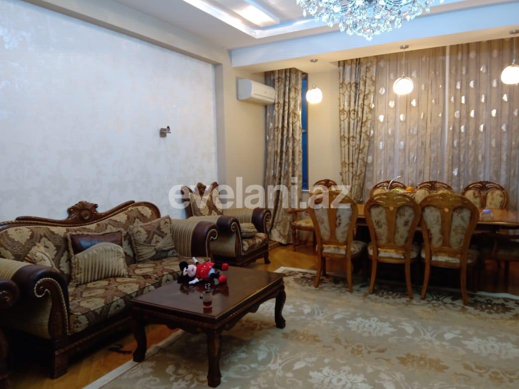 Kirayə verilir, yeni tikili, 3 otaqlı, 138 m²