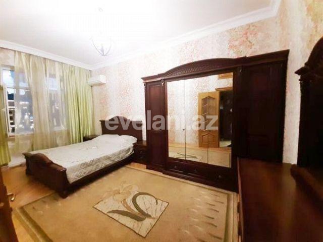 Kirayə verilir, köhnə tikili, 3 otaqlı, 75 m², Elmlər Akademiyası m.