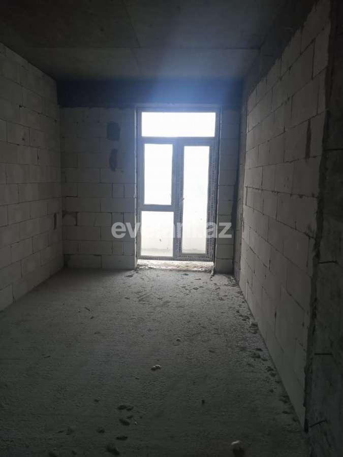 Satılır, yeni tikili, 3 otaqlı, 130 m², Azadlıq prospekti m.