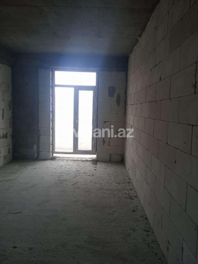 Satılır, yeni tikili, 3 otaqlı, 130 m², Azadlıq prospekti m.