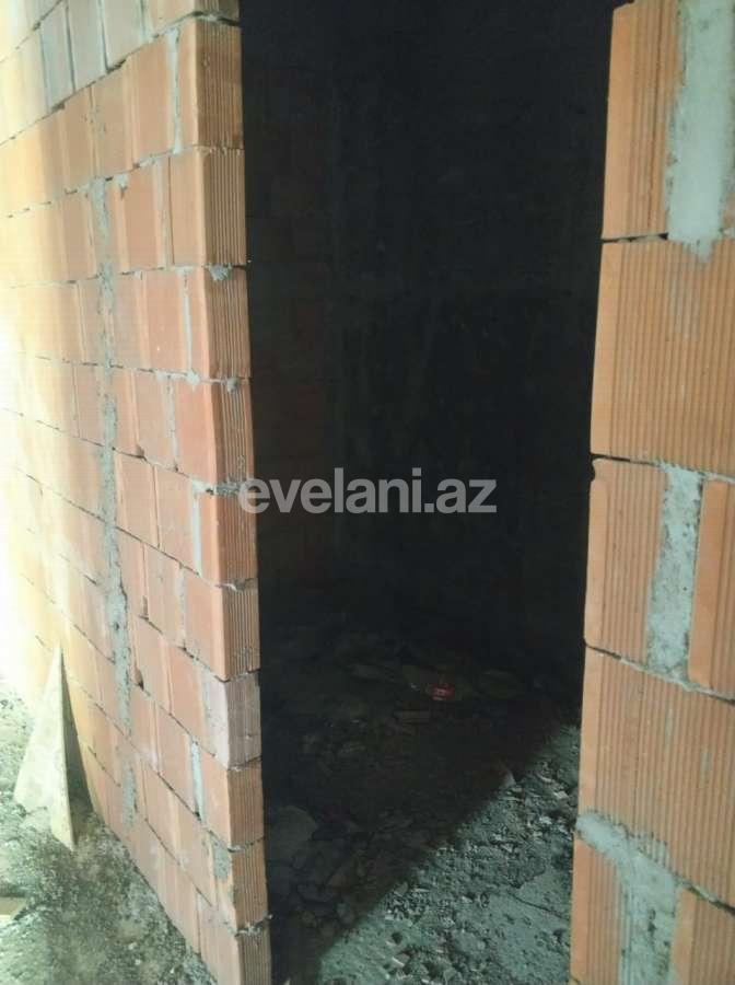 Satılır, yeni tikili, 3 otaqlı, 130 m², İnşaatçılar m.