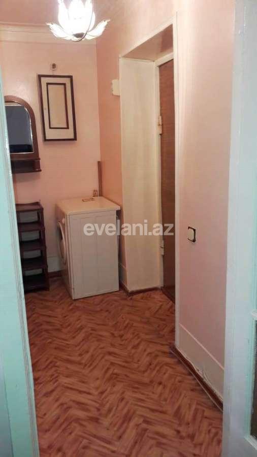 Satılır, köhnə tikili, 2 otaqlı, 50 m², 28 may m.