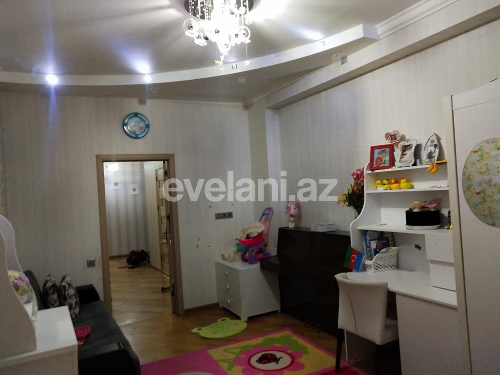 Satılır, yeni tikili, 4 otaqlı, 128 m², İnşaatçılar m.