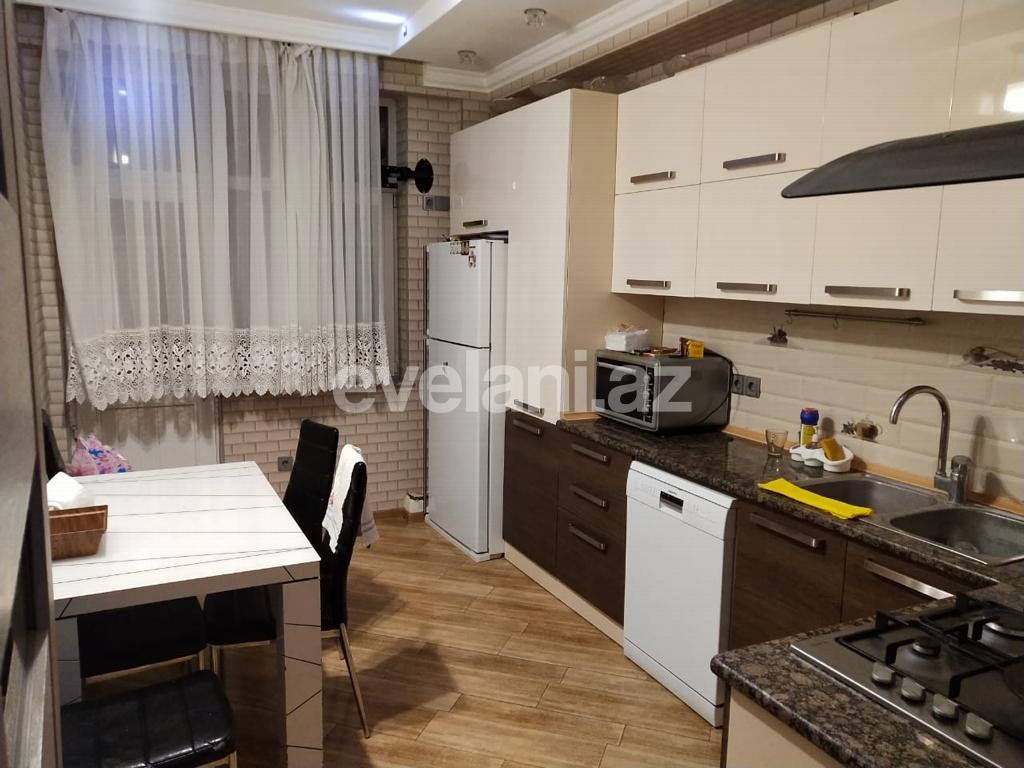 Satılır, yeni tikili, 4 otaqlı, 128 m², İnşaatçılar m.