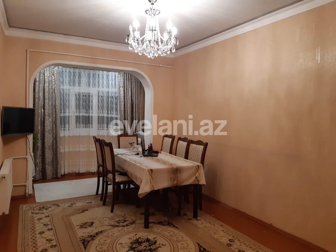 Satılır, köhnə tikili, 4 otaqlı, 100 m², İnşaatçılar m.