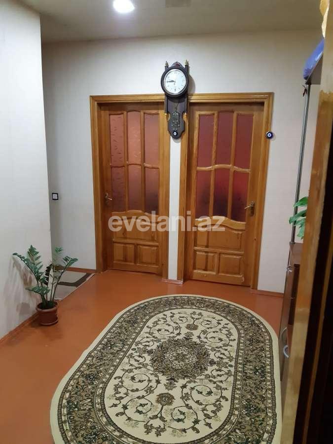 Satılır, köhnə tikili, 4 otaqlı, 100 m², İnşaatçılar m.