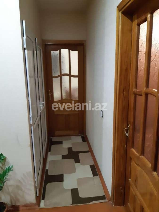 Satılır, köhnə tikili, 4 otaqlı, 100 m², İnşaatçılar m.