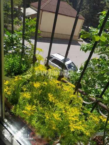 Sale, old building, 2 room, 32 m², Elmlar Akademiyası m.