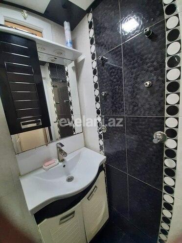Sale, old building, 2 room, 32 m², Elmlar Akademiyası m.