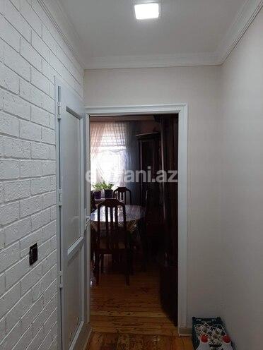 Sale, old building, 2 room, 32 m², Elmlar Akademiyası m.