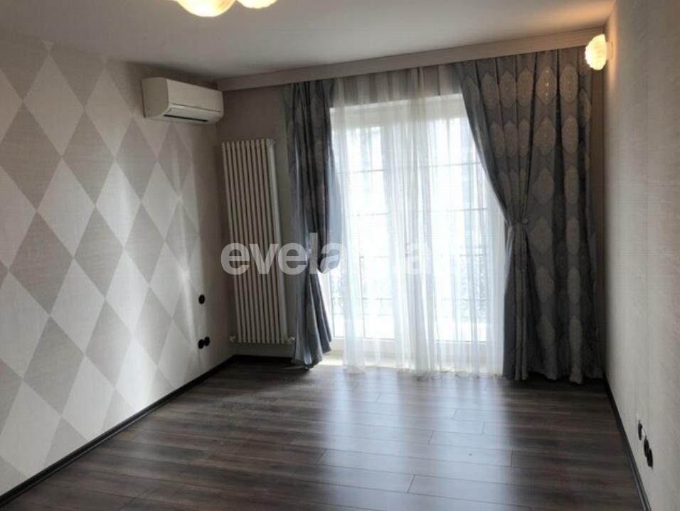 Satılır, köhnə tikili, 3 otaqlı, 110 m², İçəri Şəhər m.