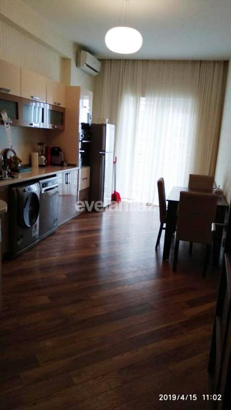 Kirayə verilir, yeni tikili, 4 otaqlı, 180 m², Nərimanov r.