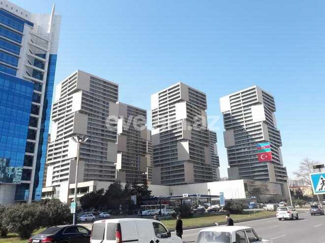 Satılır, yeni tikili, 3 otaqlı, 150 m², Elmlər Akademiyası m.