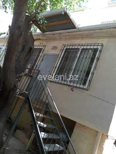 Satılır, köhnə tikili, 3 otaqlı, 67 m², 8 Noyabr m.