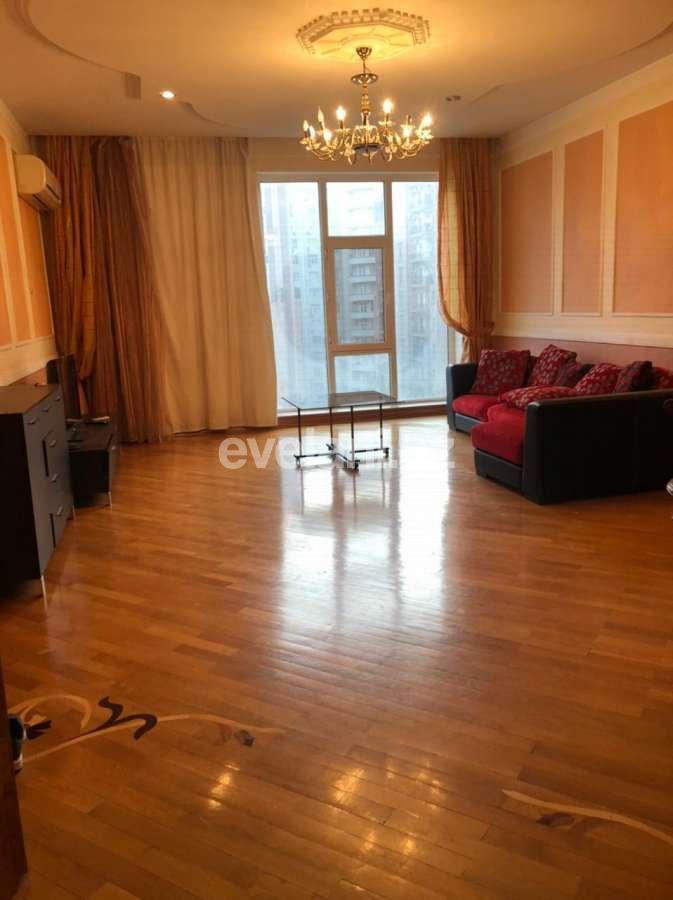 Satılır, yeni tikili, 4 otaqlı, 186 m², Nəriman Nərimanov m.
