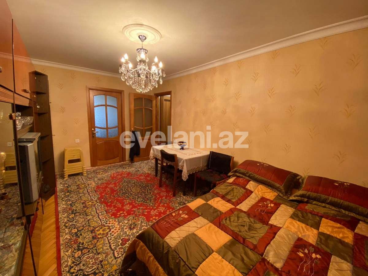 Sale, old building, 2 room, 60 m², Sabail r.