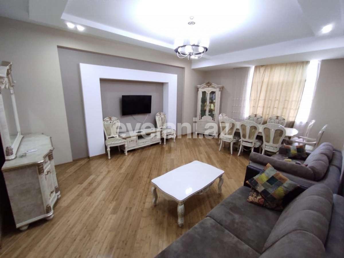 Satılır, yeni tikili, 3 otaqlı, 136 m², Şah İsmayıl Xətai m.