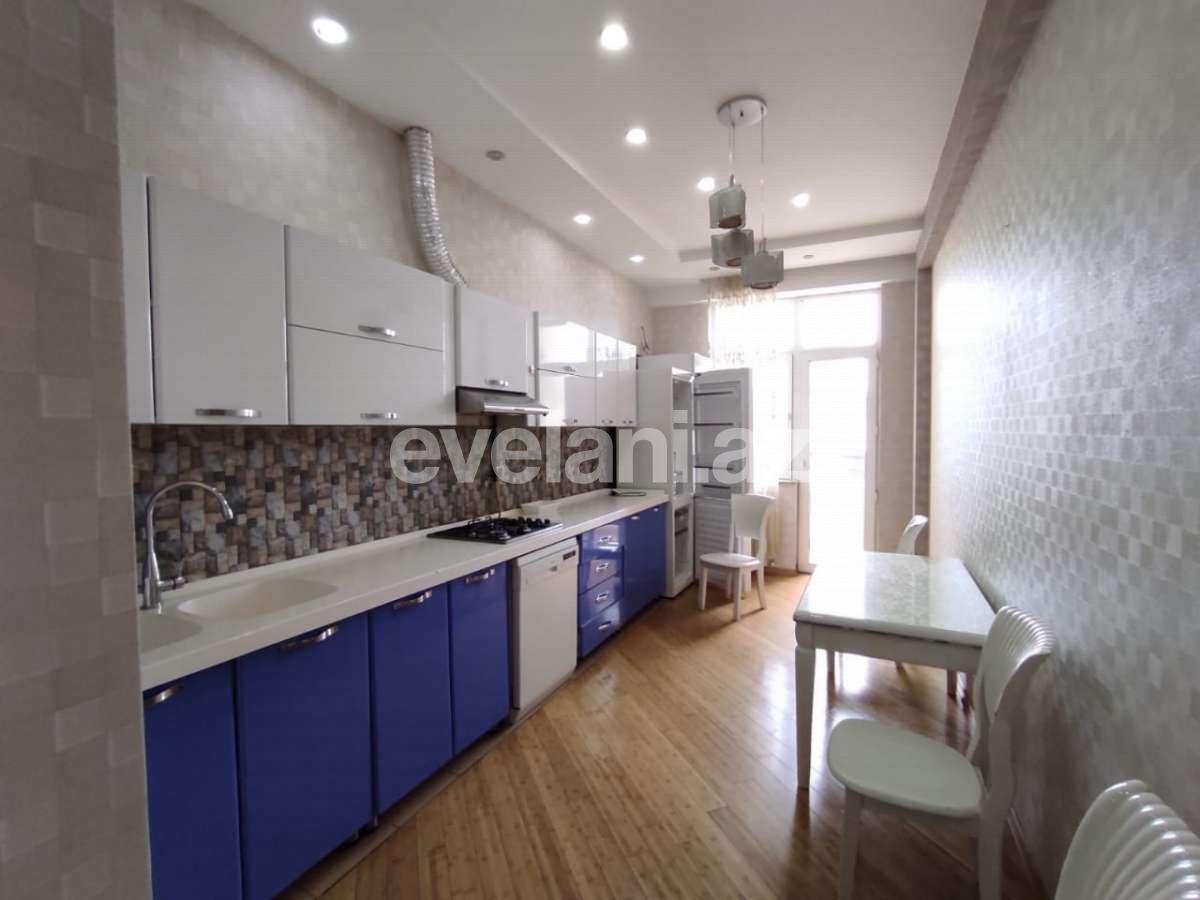 Satılır, yeni tikili, 3 otaqlı, 136 m², Şah İsmayıl Xətai m.