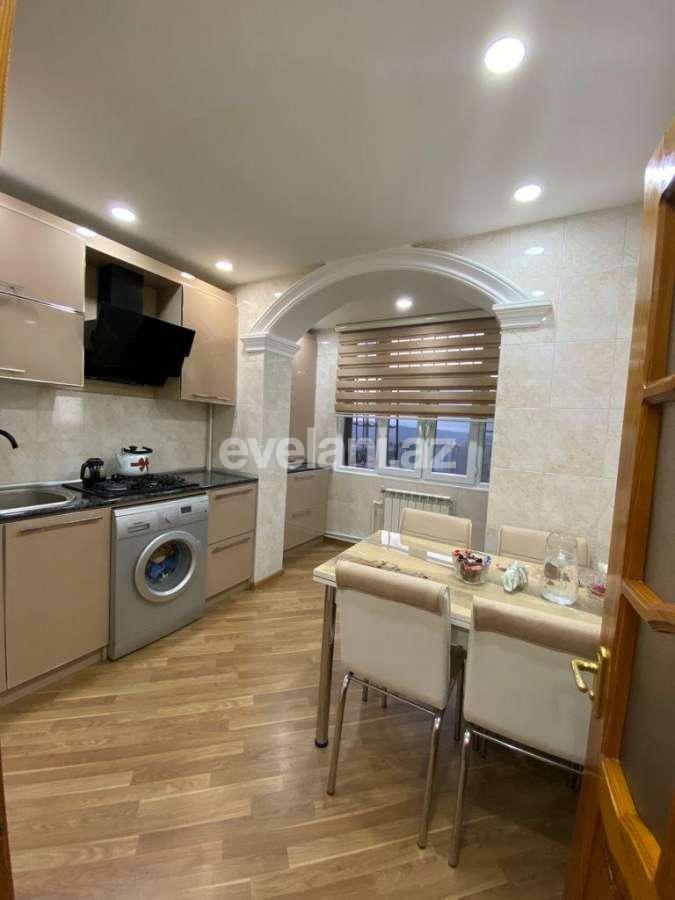 Satılır, köhnə tikili, 2 otaqlı, 65 m², Memar Əcəmi m.