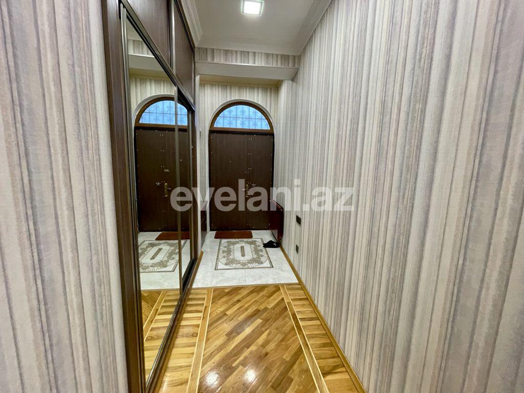 Продаётся, дом / дача, 4-комнаты, 130 m², Ази Асланов m.