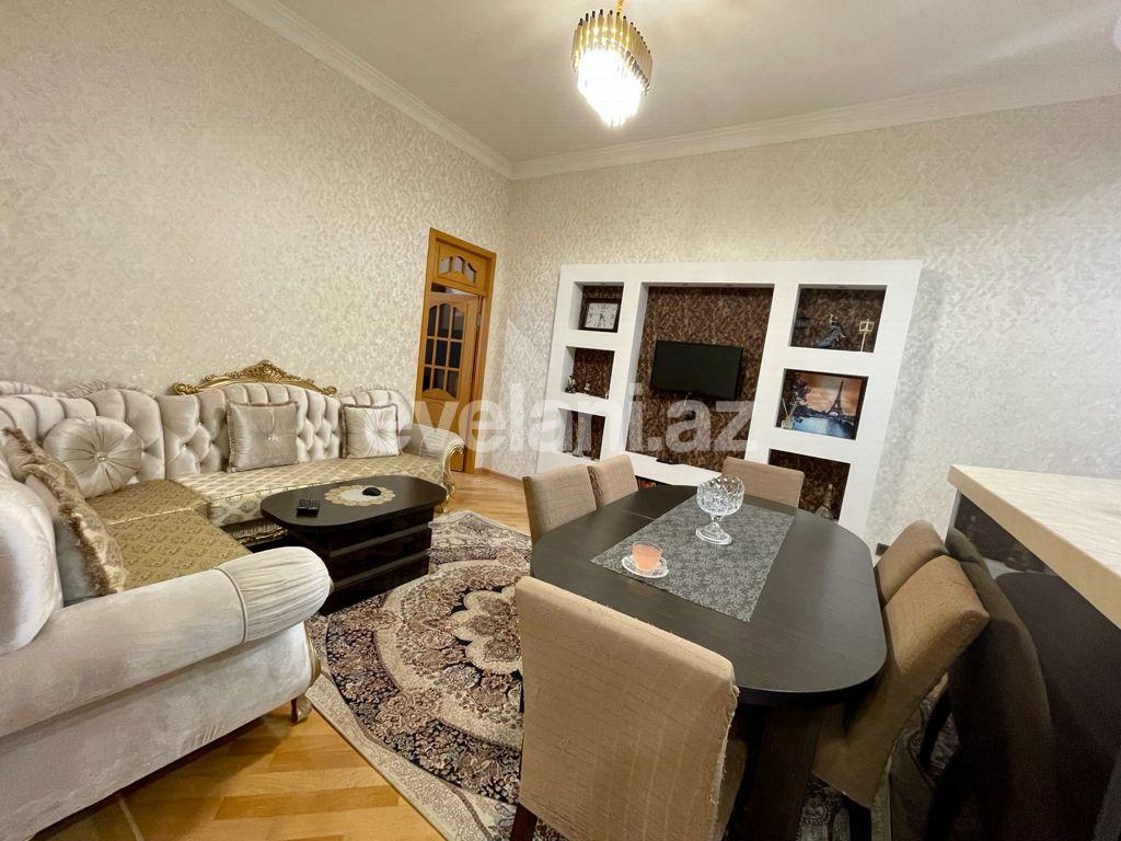 Продаётся, дом / дача, 4-комнаты, 130 m², Ази Асланов m.