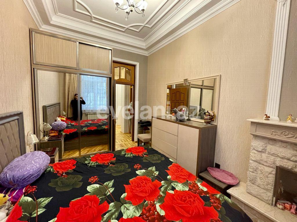 Продаётся, дом / дача, 4-комнаты, 130 m², Ази Асланов m.