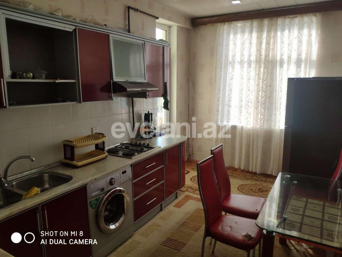 Kirayə verilir, yeni tikili, 2 otaqlı, 85 m², İnşaatçılar m.