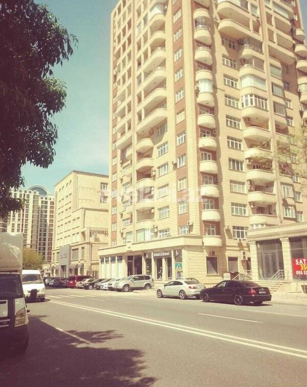 Satılır, yeni tikili, 3 otaqlı, 150 m², Bakı, Yasamal r, Elmlər Akademiyası m.