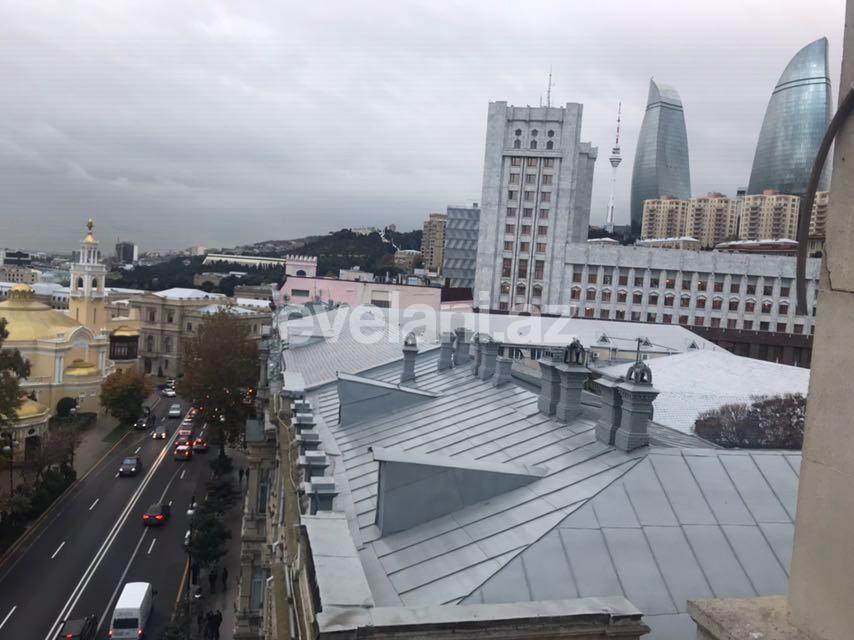 Satılır, ofis, 7 otaqlı, 300 m², İçəri Şəhər m.