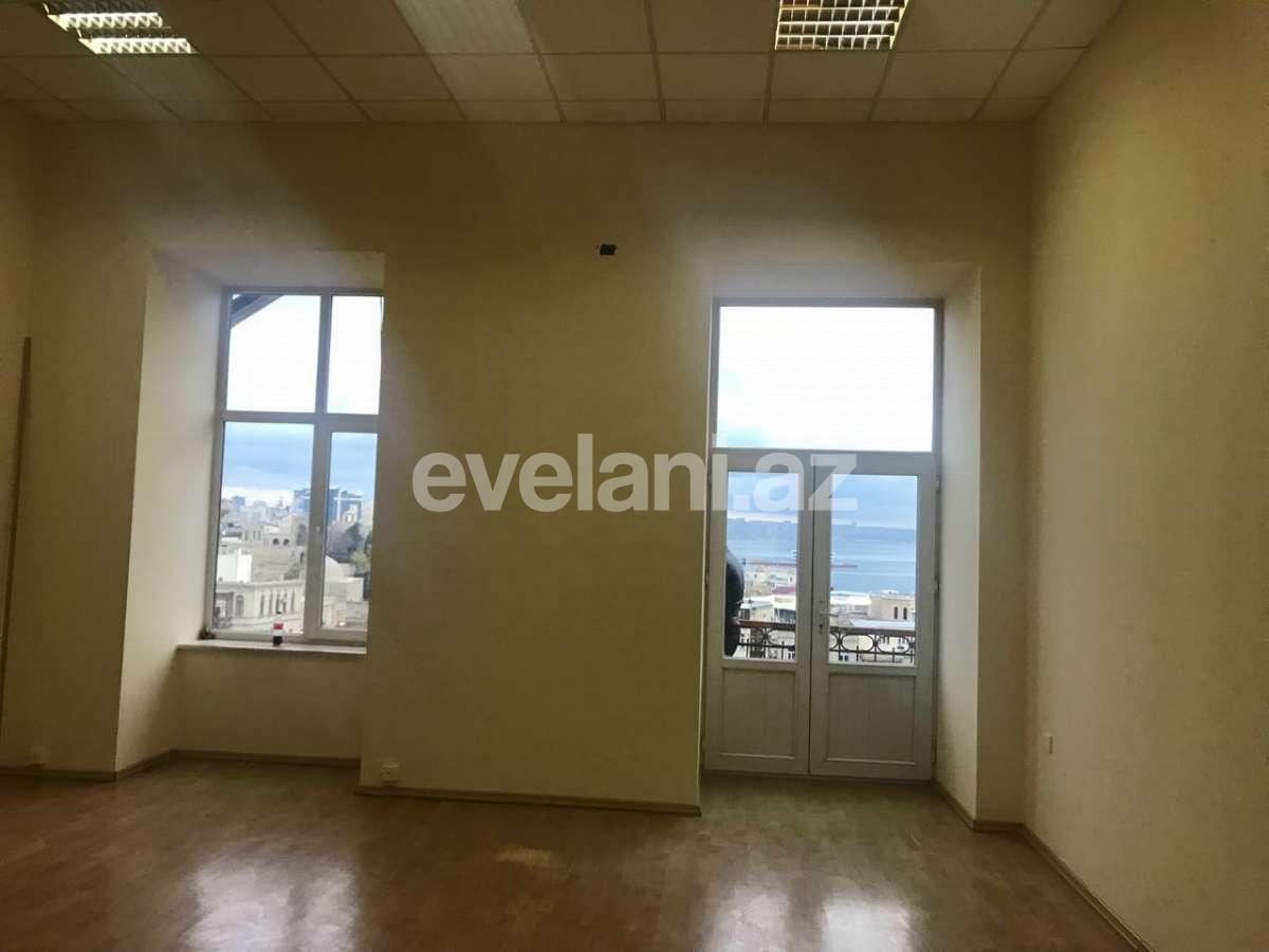 Satılır, ofis, 7 otaqlı, 300 m², İçəri Şəhər m.