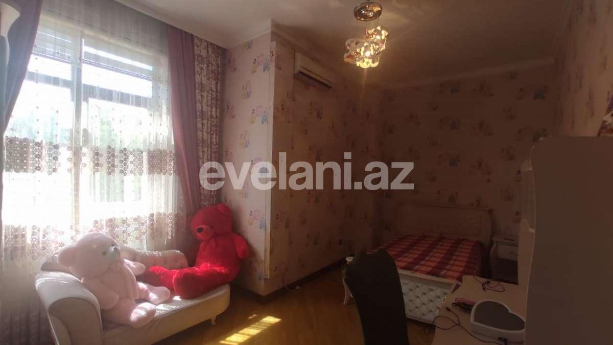 Satılır, yeni tikili, 4 otaqlı, 250 m², 28 may m.