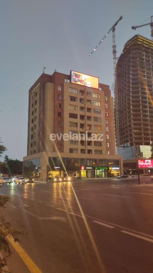 Satılır, yeni tikili, 4 otaqlı, 250 m², 28 may m.