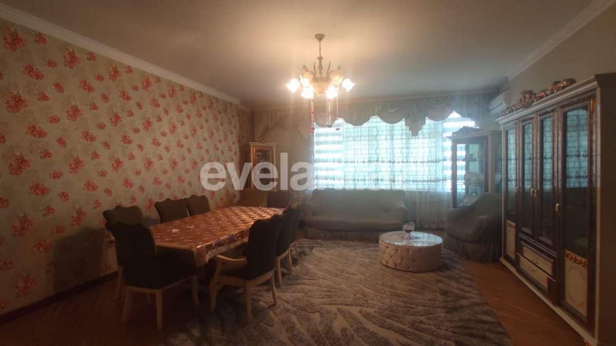 Satılır, yeni tikili, 4 otaqlı, 250 m², 28 may m.