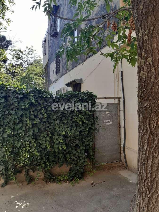 Satılır, köhnə tikili, 2 otaqlı, 53 m², Bakı, Yasamal r, Yasamal q, İnşaatçılar m.