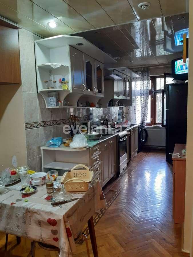 Satılır, köhnə tikili, 2 otaqlı, 53 m², Bakı, Yasamal r, Yasamal q, İnşaatçılar m.