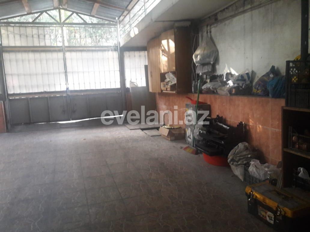 Satılır, köhnə tikili, 2 otaqlı, 70 m², Bakı, Binəqədi r, M. Rəsulzadə q, Azadlıq prospekti m.