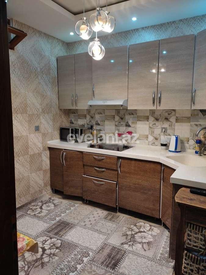 Satılır, yeni tikili, 2 otaqlı, 60 m², İnşaatçılar m.